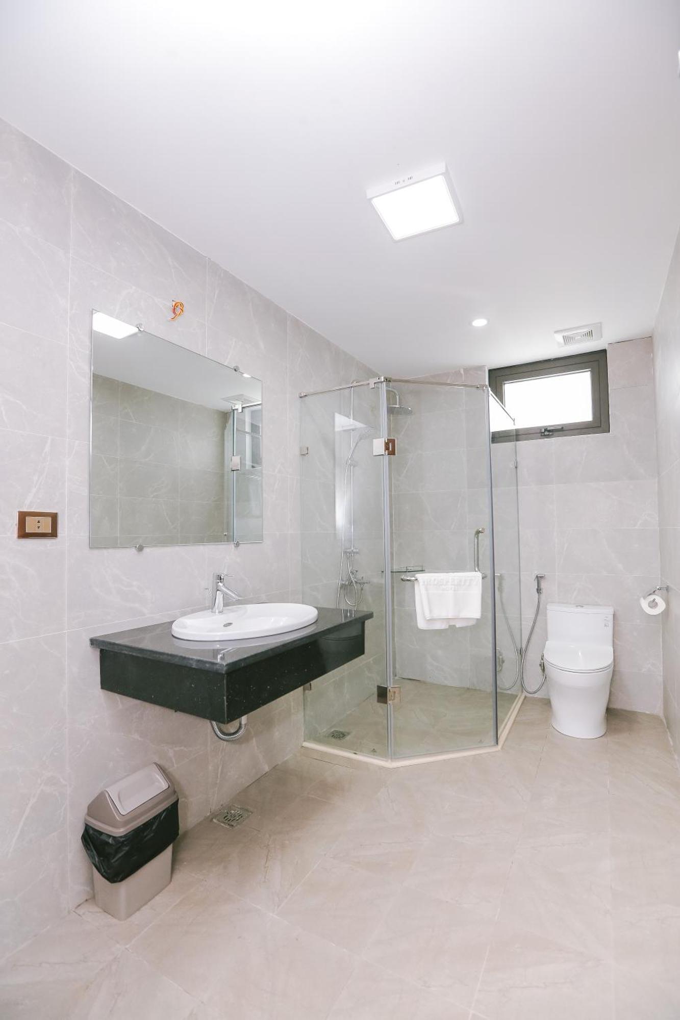 Prosperity Boutique Halong Hotel & Restaurent Ha Long Exterior photo